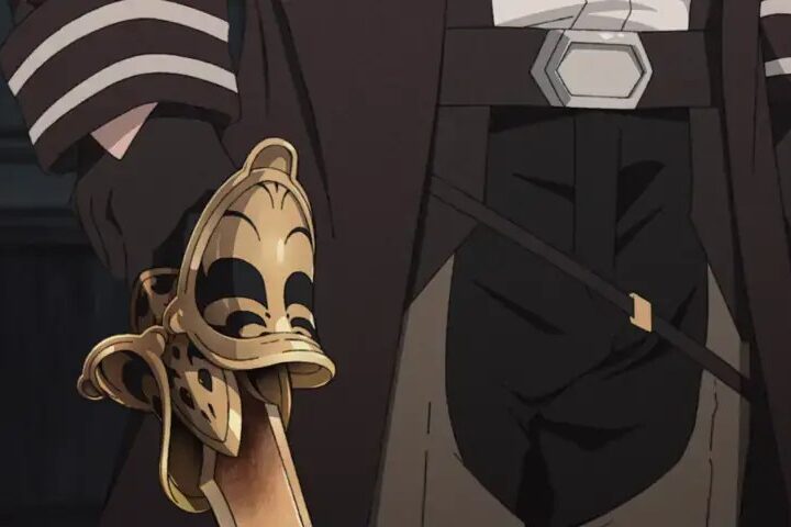 Gal Farion observa Eris no dojo enquanto ela segura a espada diante dos alunos.