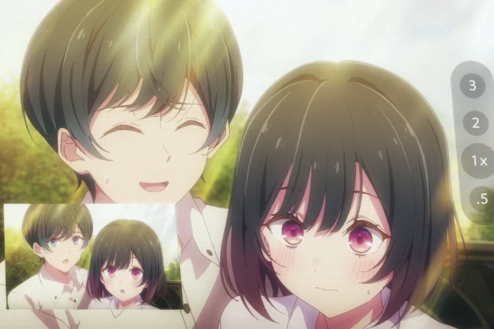 Koharu e Sota aparecem juntos na tela de um celular durante uma selfie no jardim do café.